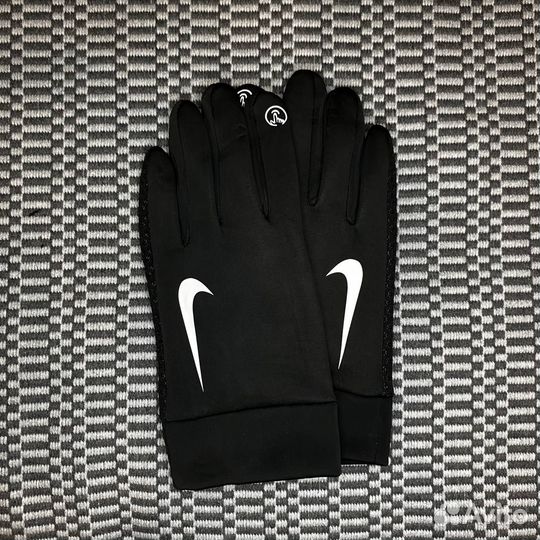 Перчатки Nike рефлектив