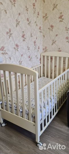 Детская кроватка итальянской фирмы erbesi