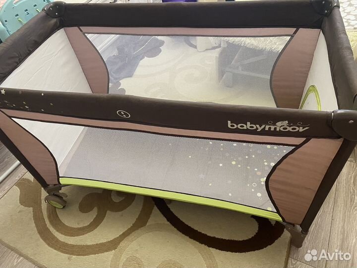 Кроватка манеж