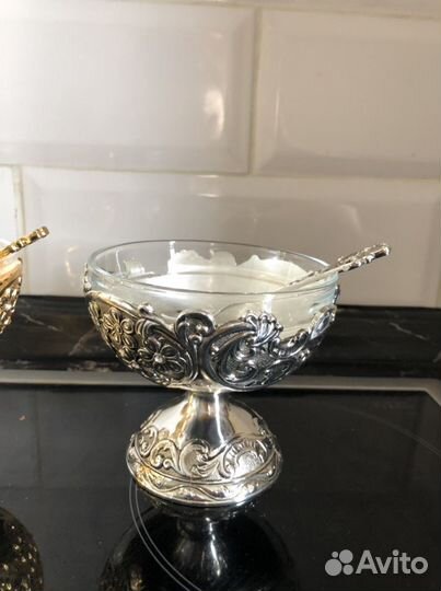 Вареница с ложкой