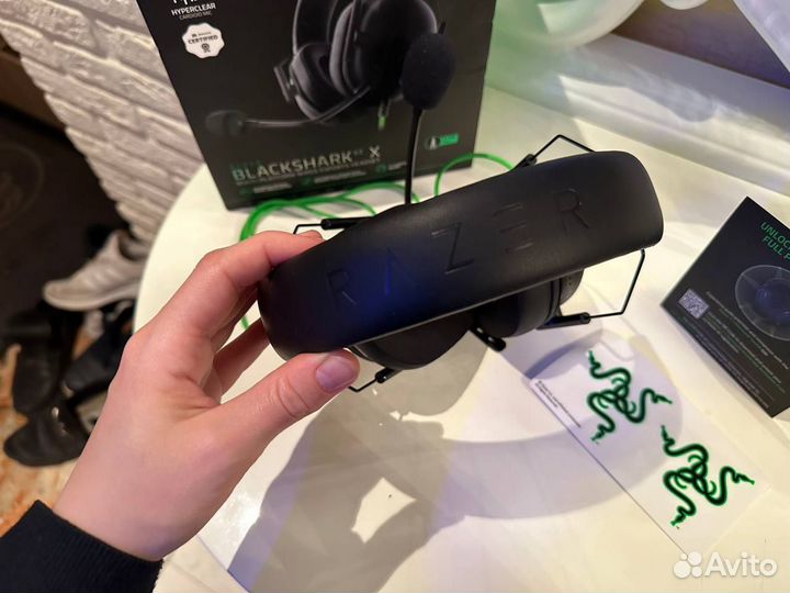 Игровые наушники Razer blackshark v2 x