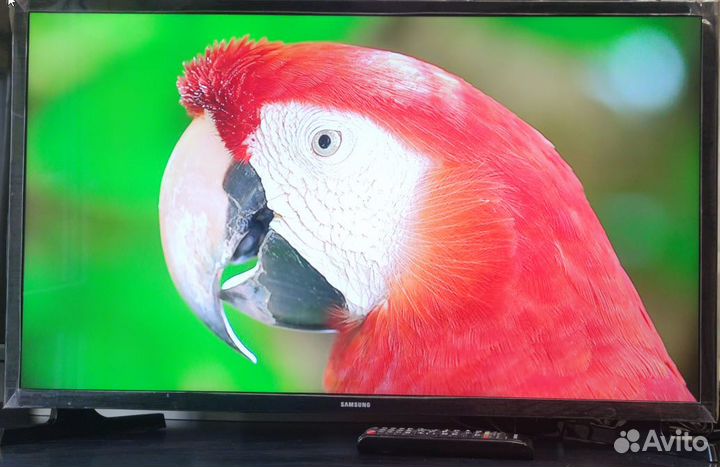 LED Smart телевизор Samsung 32 дюйма