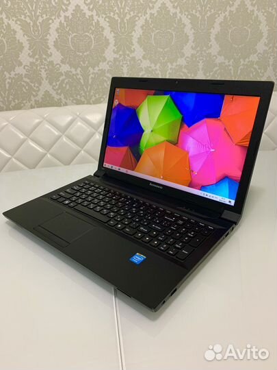 Lenovo 15.6LED” SSD512gb+8GB+intel HD Graphics