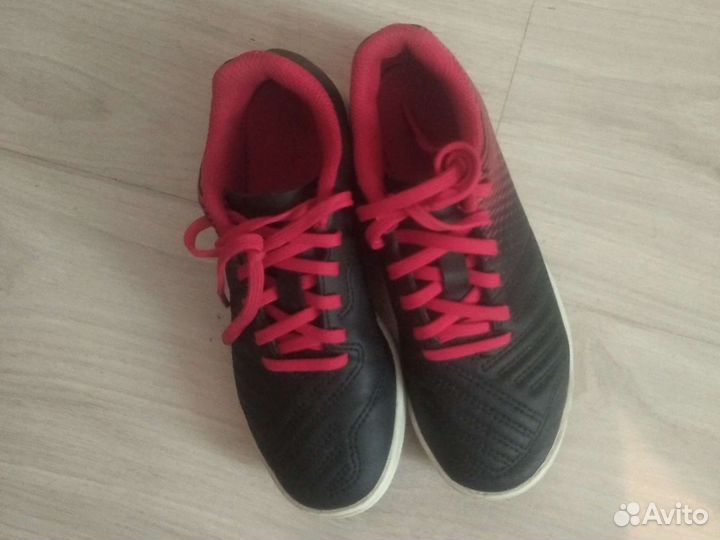 Кроссовки для футбола 17.5 см