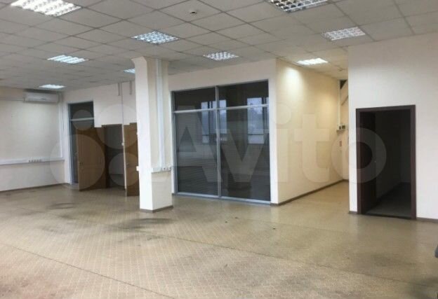 Офис с хорошей отделкой 145 м²