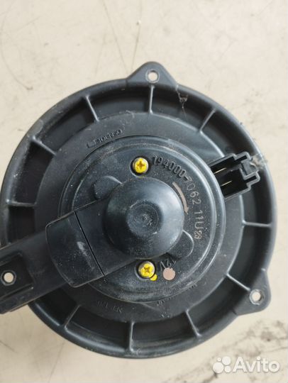 Мотор печки mitsubishi chariot grandis Митсубиси