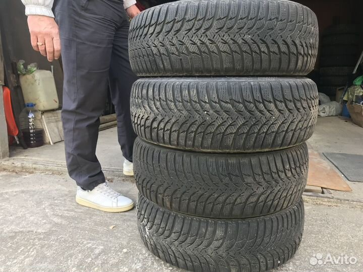 Kumho WinterCraft WP51 195/55 R16 87H