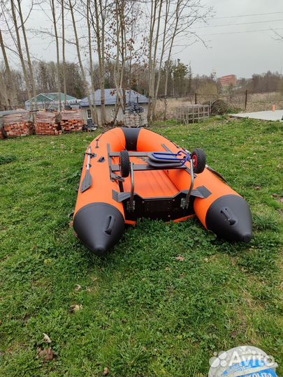 Лодка нднд 390А