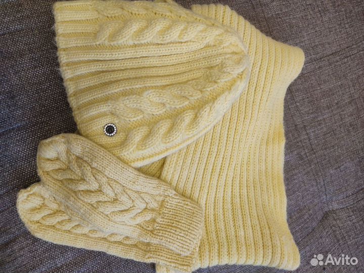 Комплект шапка шарф рукавички