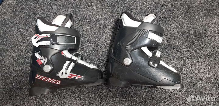 Горнолыжные ботинки детские 31-33 размер
