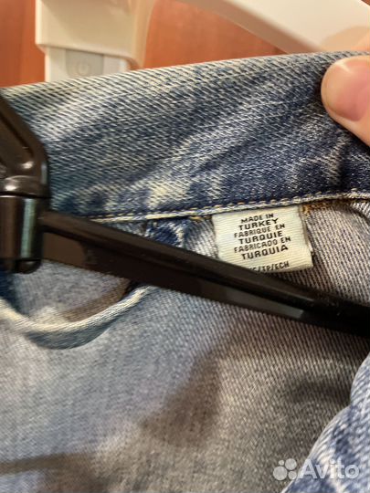 Джинсовая куртка levis