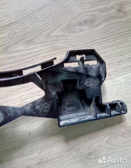 Кронштейн бампера заднего Мерседес w213