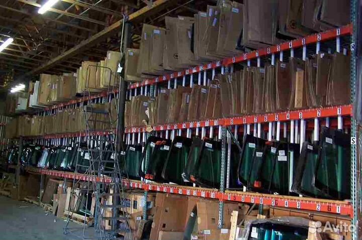 Legacy +outback Балка суппорта радиатора нижняя (Т