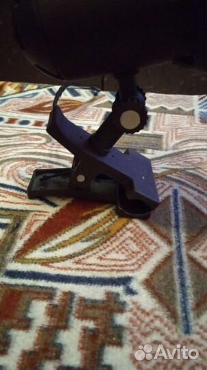 Лампа с прищепкой-креплением