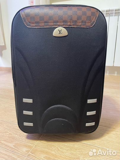 Чемодан louis vuitton (оригинал)