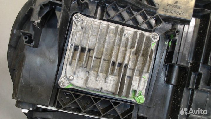 Фара (передняя) Mercedes E W212, 2014