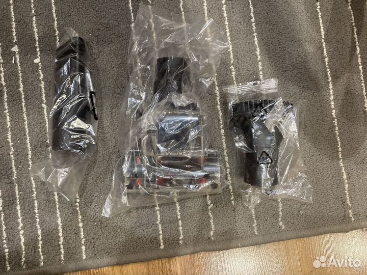 Пылесос Polaris PVC 2004RI