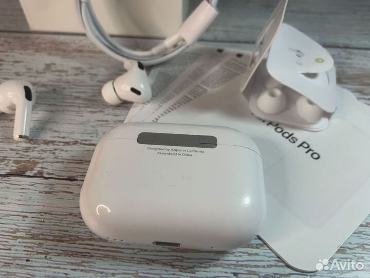 Беспроводные наушники AirPods Pro 2 новые