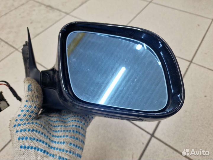 Зеркало наружнее правое малое Audi A4 B5