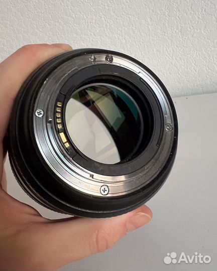 Объектив Canon ef 85mm f 1.4L is usm