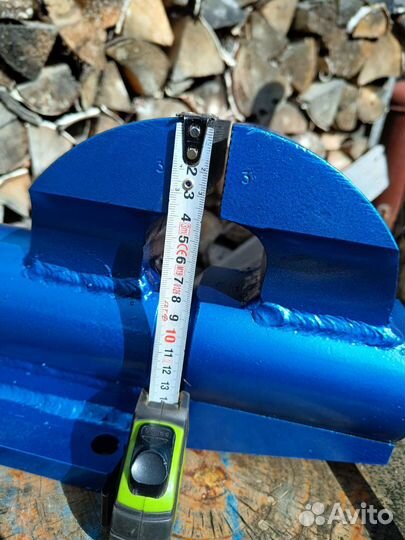 Тиски слесарные