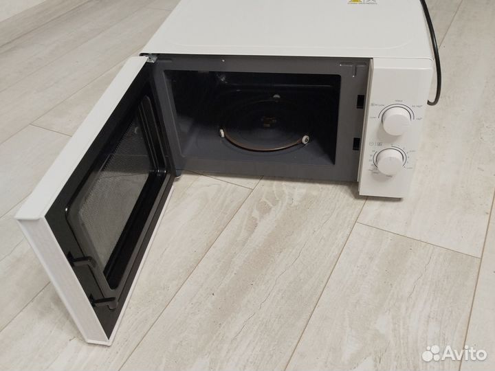 Микроволновка новая