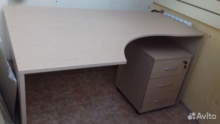 Офисная мебель. Доставка в Сургут из Екатеринбурга