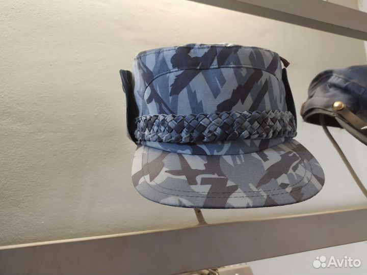 Кепи офицеров