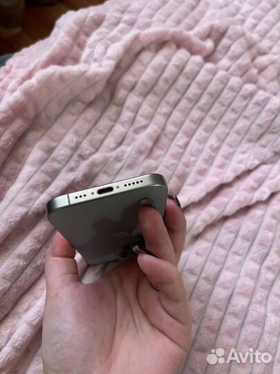 iPhone 15 Pro, 256 ГБ