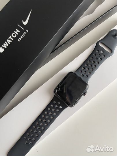 Часы apple watch 3 42mm nike