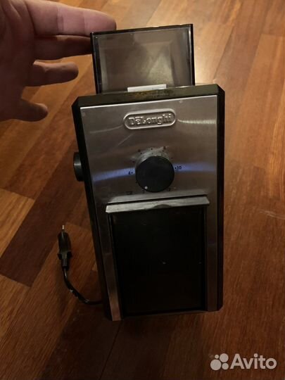 Кофемолка delonghi kg89