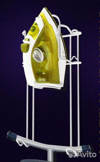 Держатель для гладильной доски и утюга