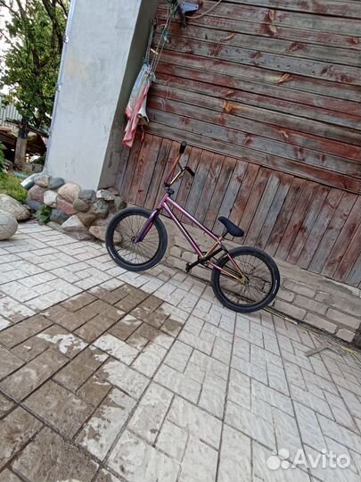 BMX tech team millennium 2020