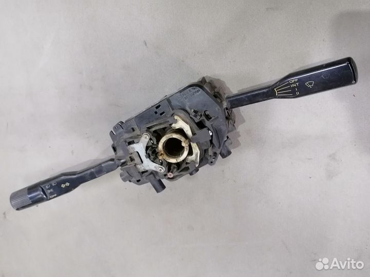 Стрекоза/ подрулевой переключатель Мазда 323 1985