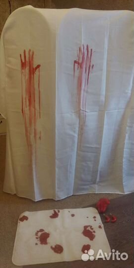 Набор для ванной комнаты. Штора, коврик, крючки