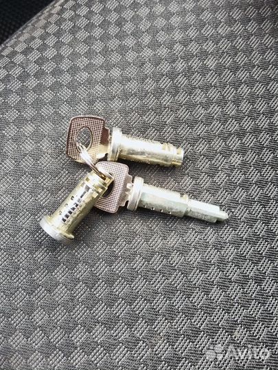 Личинки двери и багажника ваз