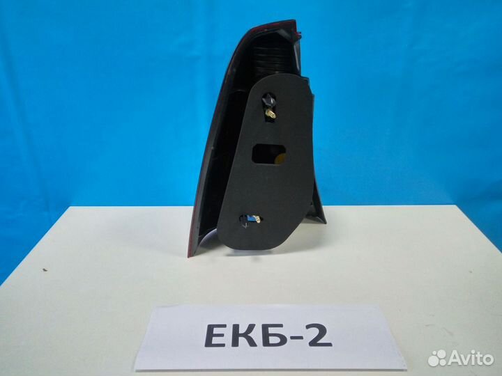 Фонарь правый Renault Logan 1 2004-2009