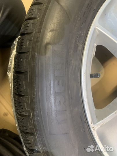 R18 Pirelli Scorpion 255/55, PCD 5x120 DIA 60
