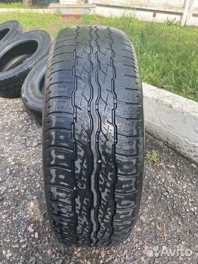 Bridgestone Dueler H/T 687 225/65 R17