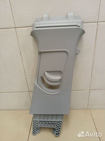 Обшивка стойки A1 2010