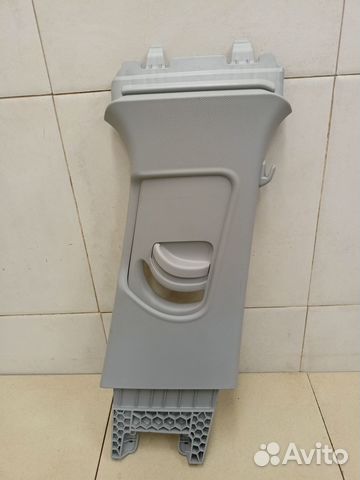 Обшивка стойки A1 2010