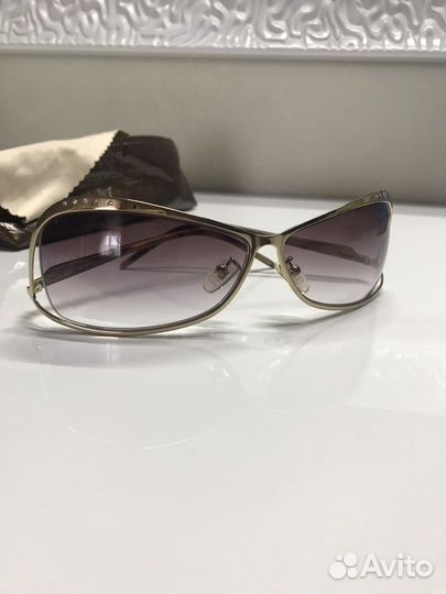 Очки солнцезащитные