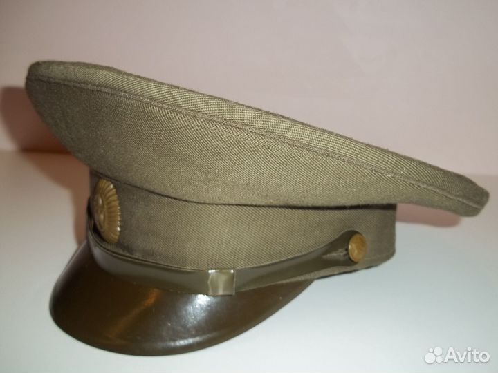 Полевая фуражка,погоны и портупея