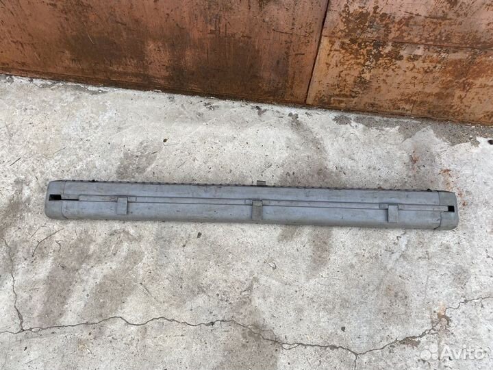 Шторка багажника Mercedes W124