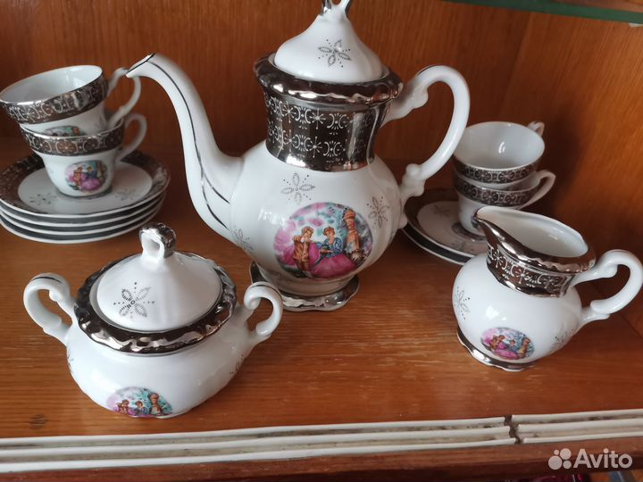 Чашка с блюдцем и сервиз