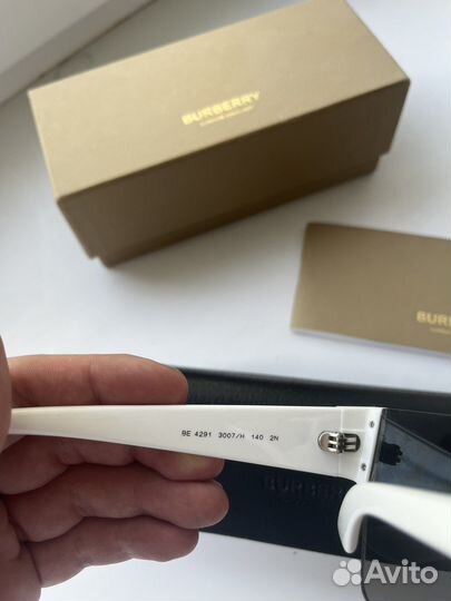 Солнцезащитные очки Burberry оригинал
