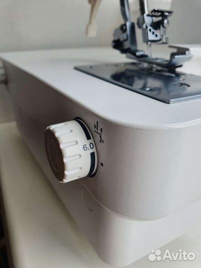 Коверлок Pfaff 3.0. Оверлок