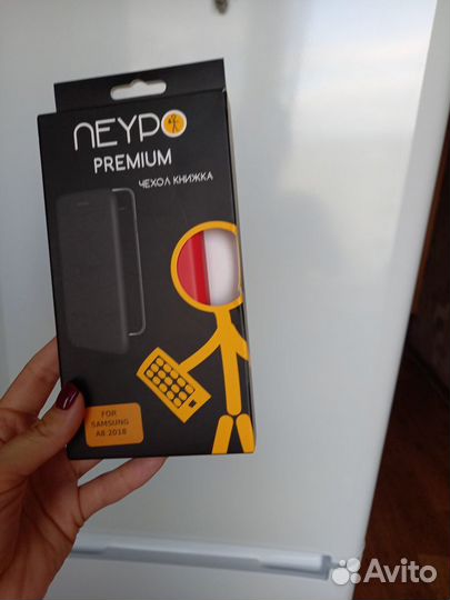 Чехол-книжка кожаный на самсунг А8