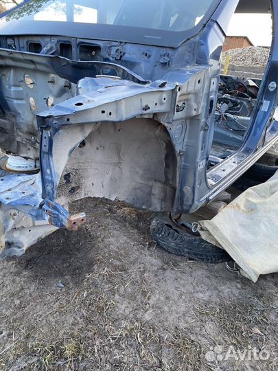 Kia Ceed 2006-2010 четверть левая