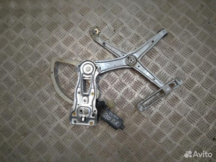 Стеклоподъемник передний правый Mercedes-Benz